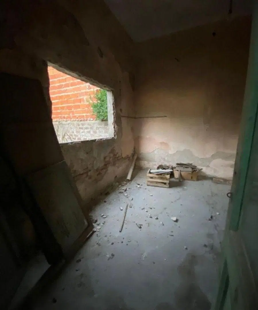 CASA DE 3 AMBIENTES A REFACCIONAR EN VENTA EN EL PALOMAR 4