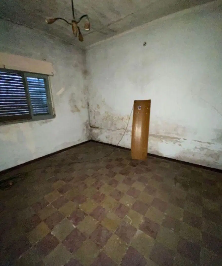 CASA DE 3 AMBIENTES A REFACCIONAR EN VENTA EN EL PALOMAR 2