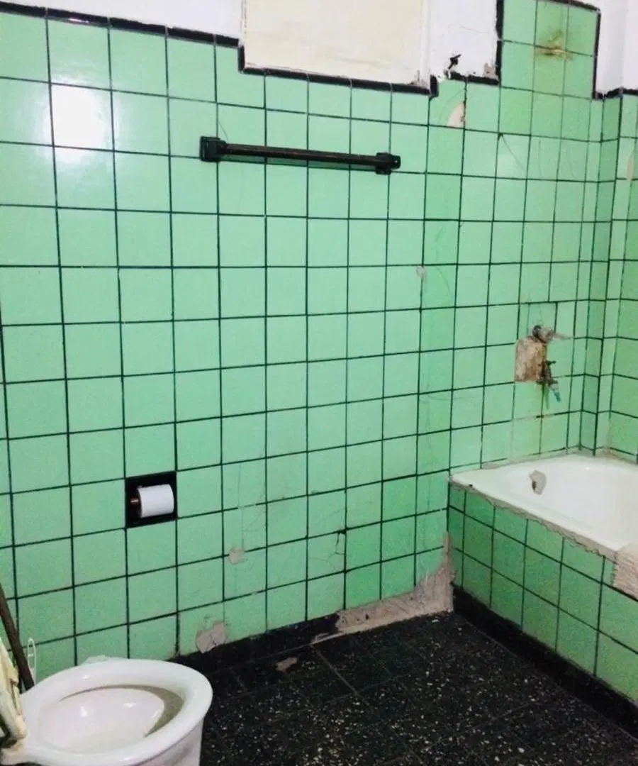 CASA AMERICANA DE 3 AMBIENTES A RECICLAR EN VENTA - VILLA LUZURIAGA 7