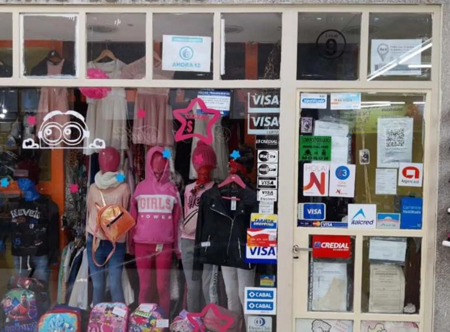 LOCAL COMERCIAL EN GALERIA CIUDAD 5