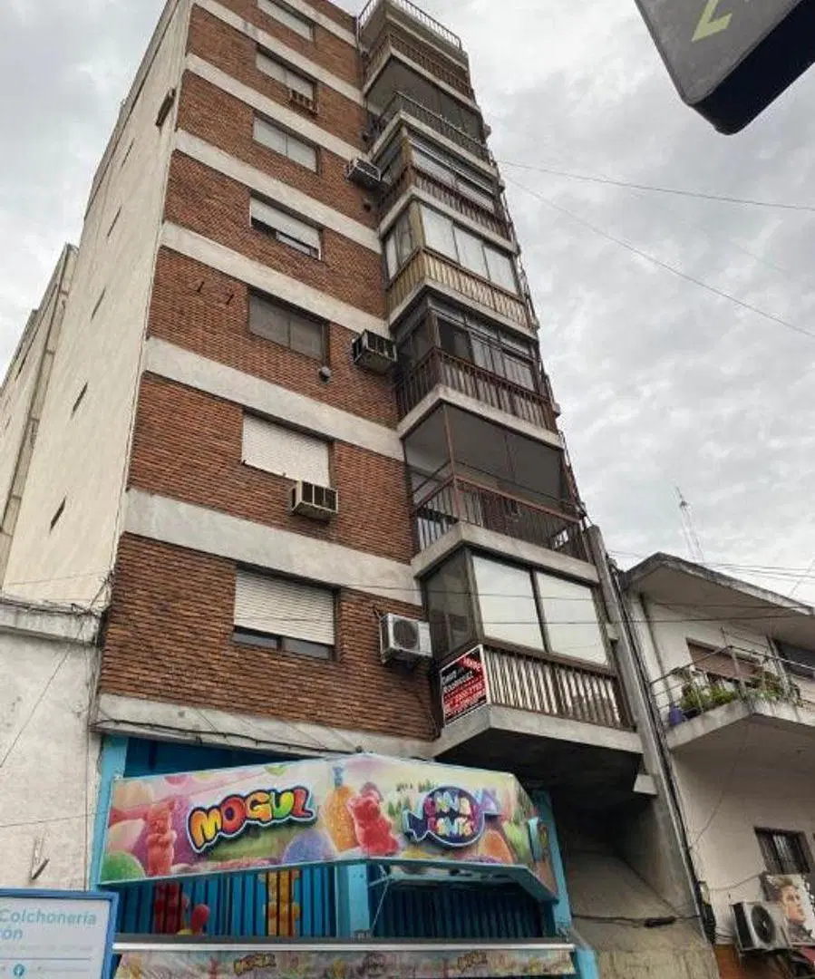 DEPARTAMENTO DE 3 AMBIENTES APTO PROFESIONAL EN VENTA - MORON CENTRO 2