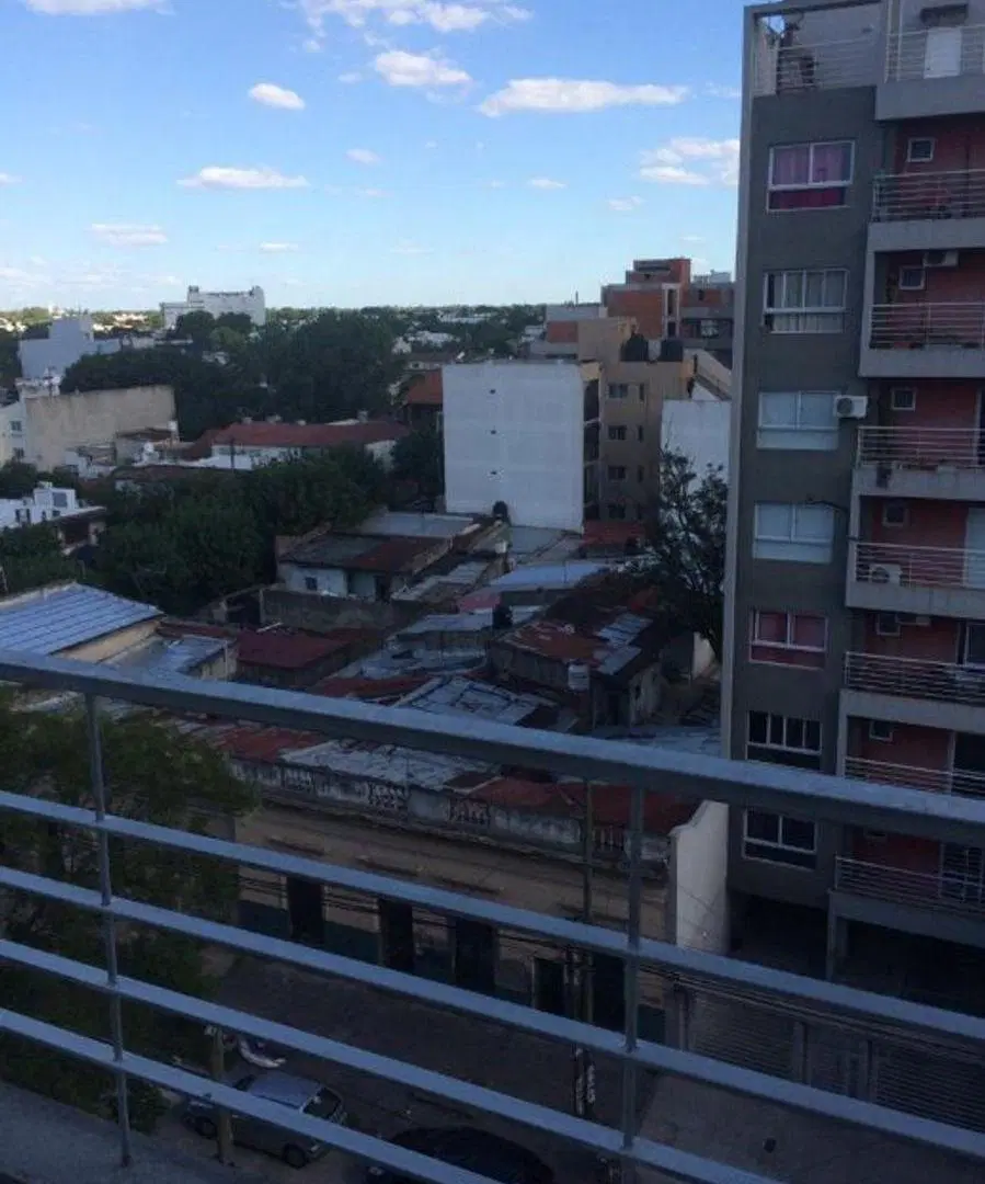 DEPARTAMENTO DE 2 AMBIENTES EN VENTA - MORON CENTRO 3
