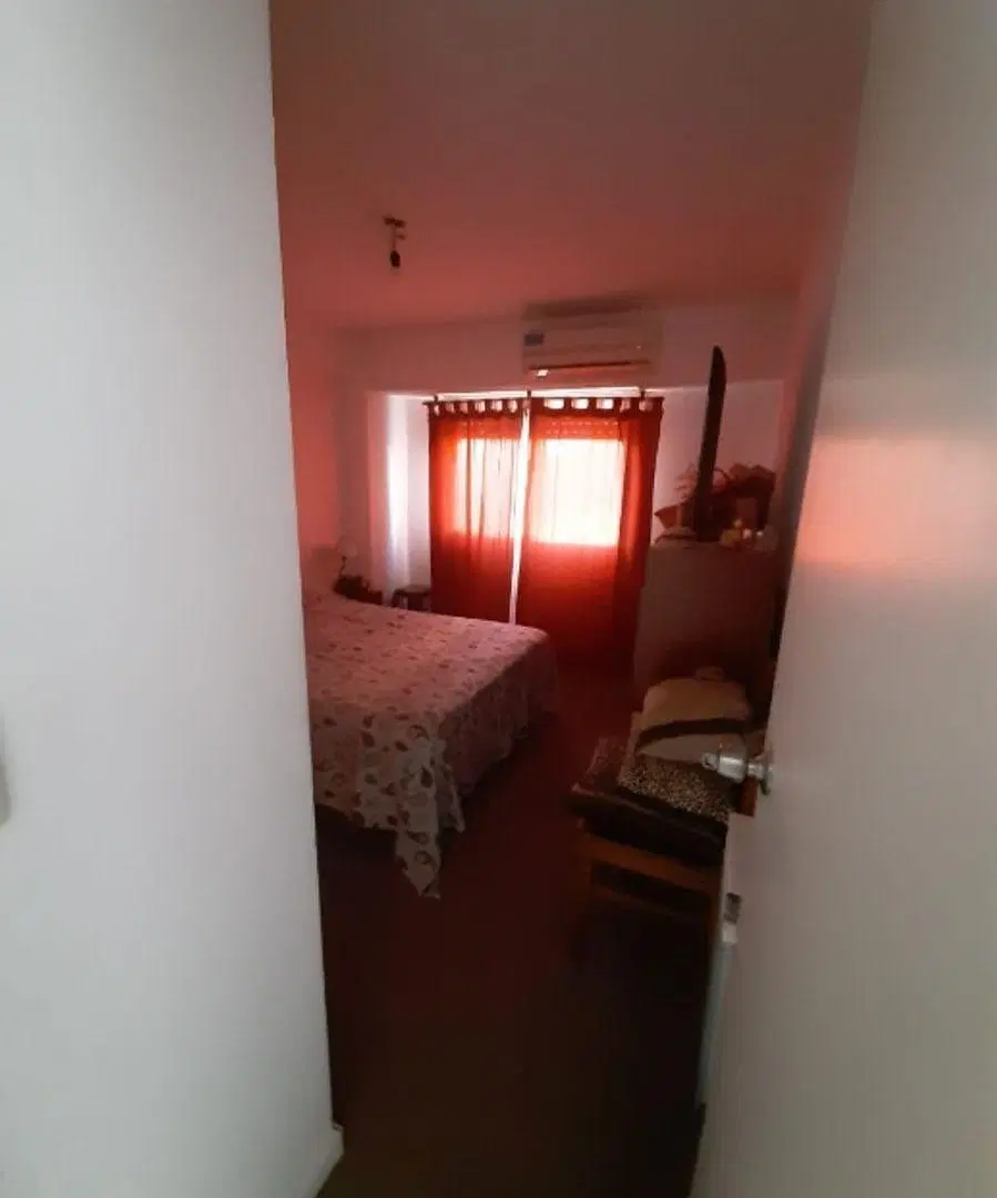 DEPARTAMENTO DE 2 AMBIENTES EN VENTA - MORON CENTRO 2