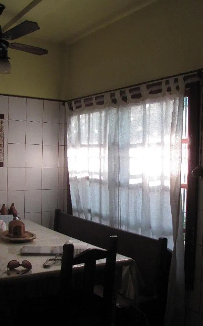 CHALET DE 4 AMBIENTES EN VENTA - MORON 3