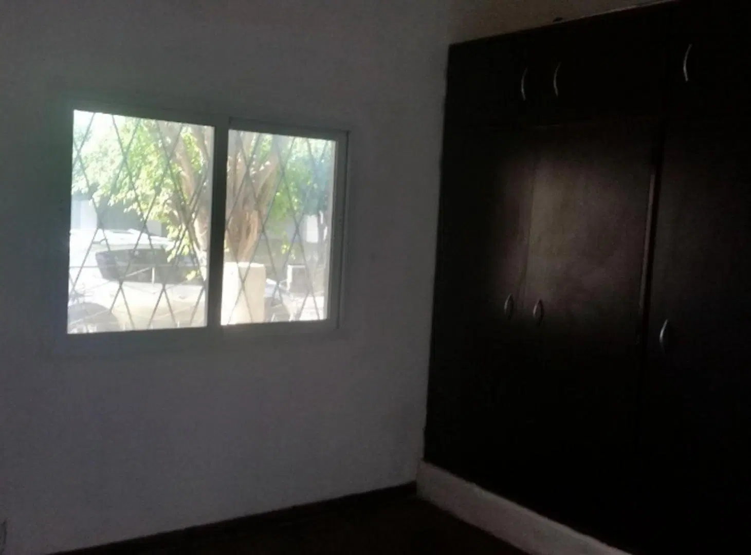 CASA AMERICANA IDEAL DOS FAMILIAS EN VENTA - CASTELAR NORTE 2