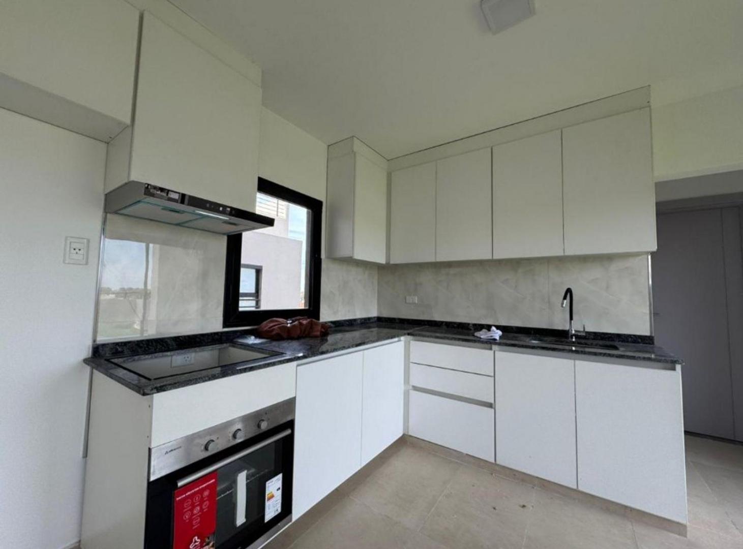 Foto de EXCELENTE DEPARTAMENTO A ESTRENAR CON PATIO TERRAZA Y COCHERA, imagen 1