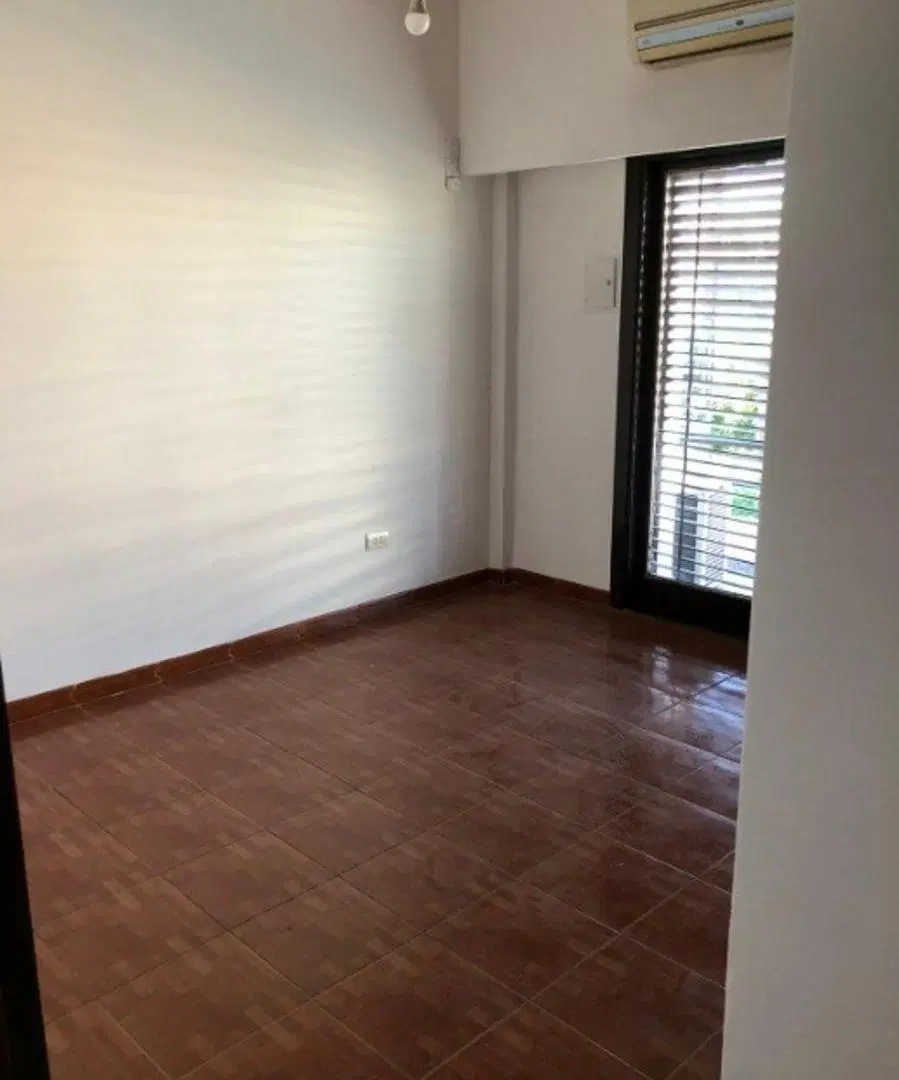 CASA PH DE 5 AMBIENTES EN EXCELENTE CONDICIONES 8