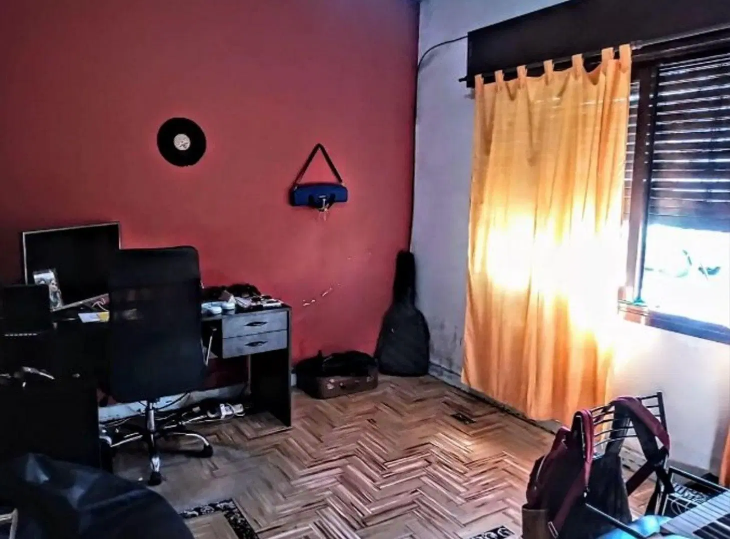 CASA AMERICANA DE 3 AMBIENTES EN VENTA - MORON 5