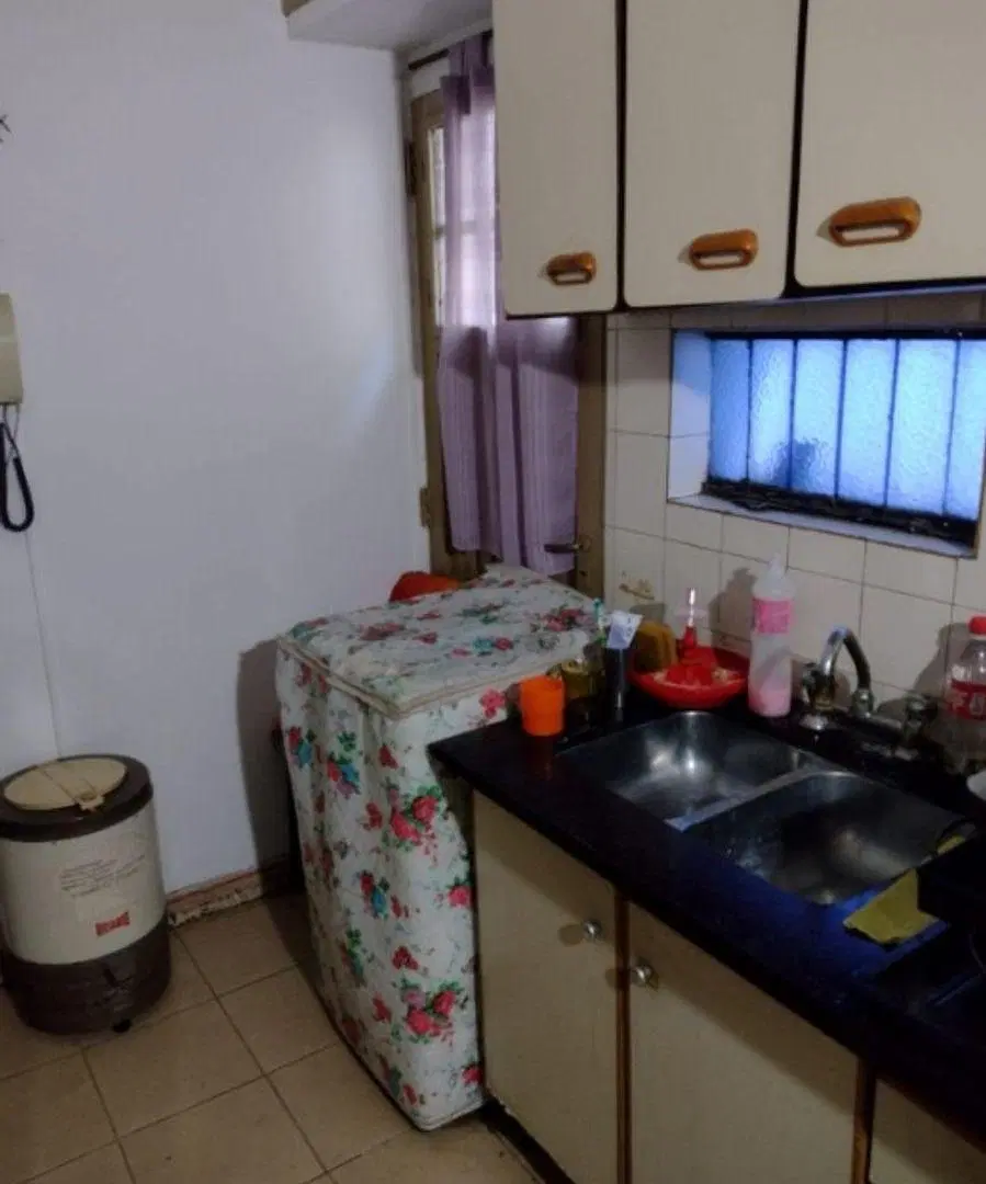 CASA EN VENTA IDEAL PARA 2 FAMILIAS -MORON 5