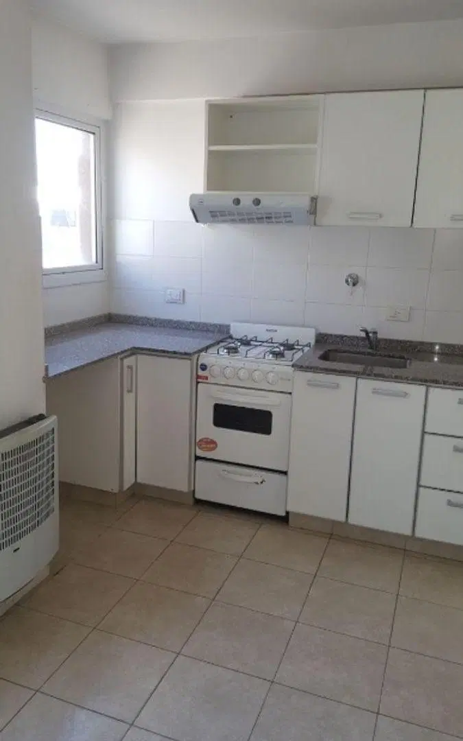 DEPARTAMENTO DE 2 AMBIENTES EN MORON A LA VENTA 5