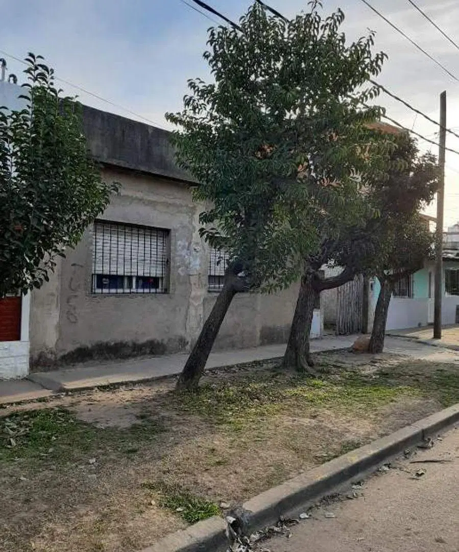 CASA PH DE 3 AMBIENTES EN MORON A LA VENTA 8