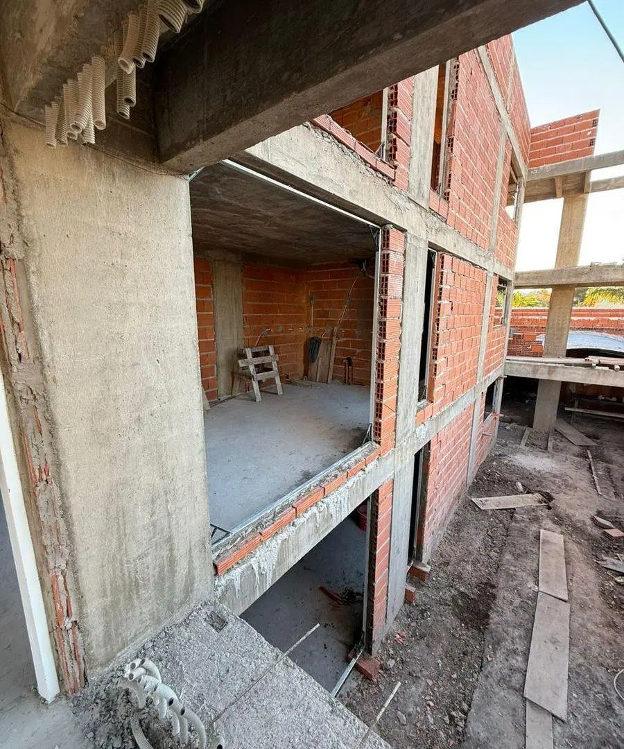 DEPARTAMENTO DE 3 AMBIENTES EN MORON A LA VENTA 8