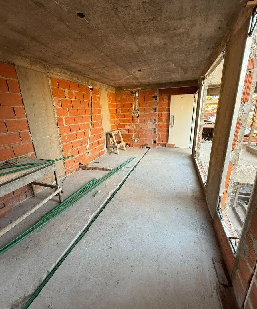 DEPARTAMENTO DE 3 AMBIENTES EN MORON A LA VENTA 1