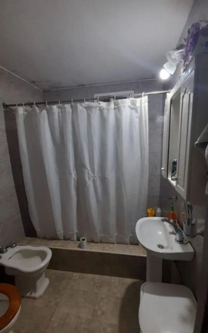 CASA PARA DOS FAMILIAS- SAN JUSTO 4