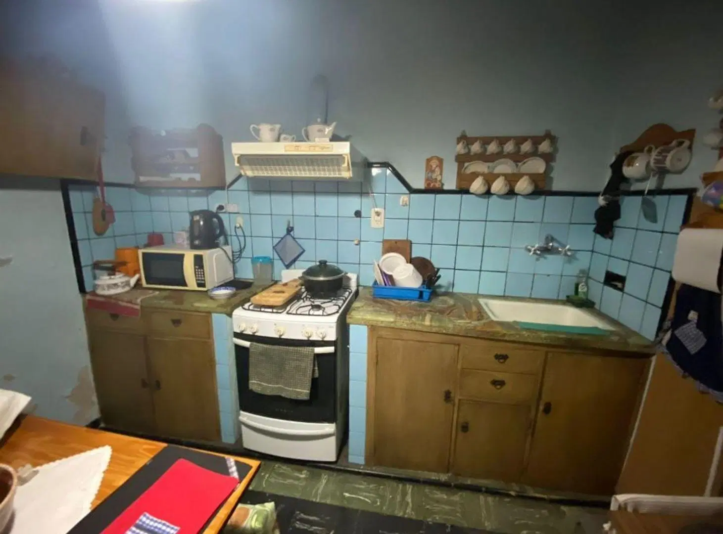 -CASA 3 AMBIENTES CON LOCAL EN VENTA EN BLOCK EN MORÓN CENTRO- 4