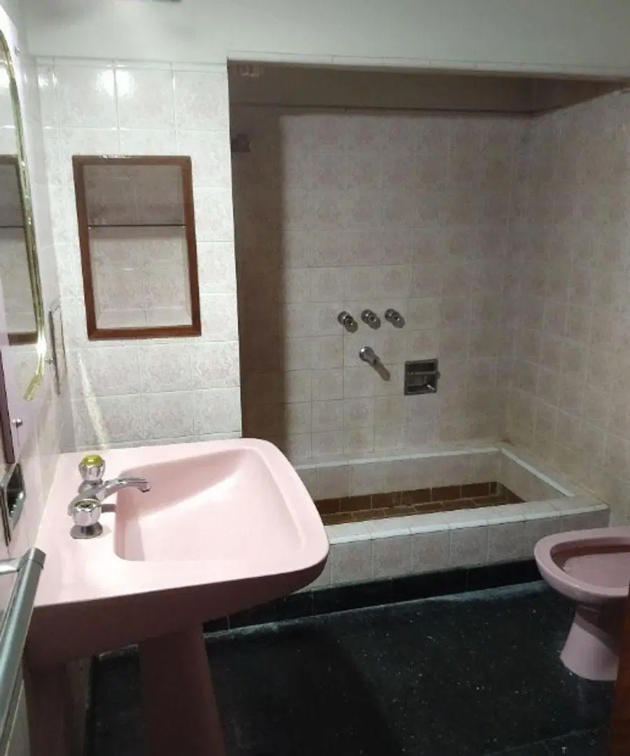 - CHALET SOBRE ESQUINA -MORON 2