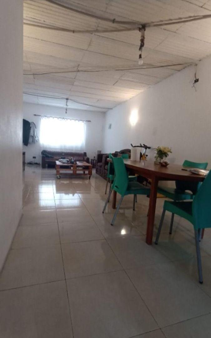 Foto de CASA IDEAL DOS/TRES FAMILIAS DESARROLLADA EN TRES PARTES, imagen 2