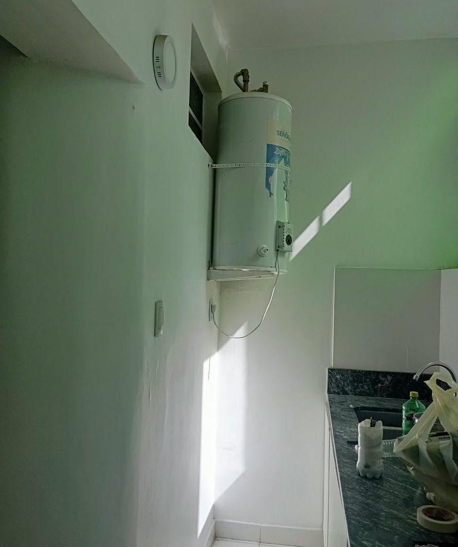 Foto de EXCELENTE DEPARTAMENTO DE 3 AMBIENTES AMPLIOS AMBIENTES CON GRAN, imagen 5