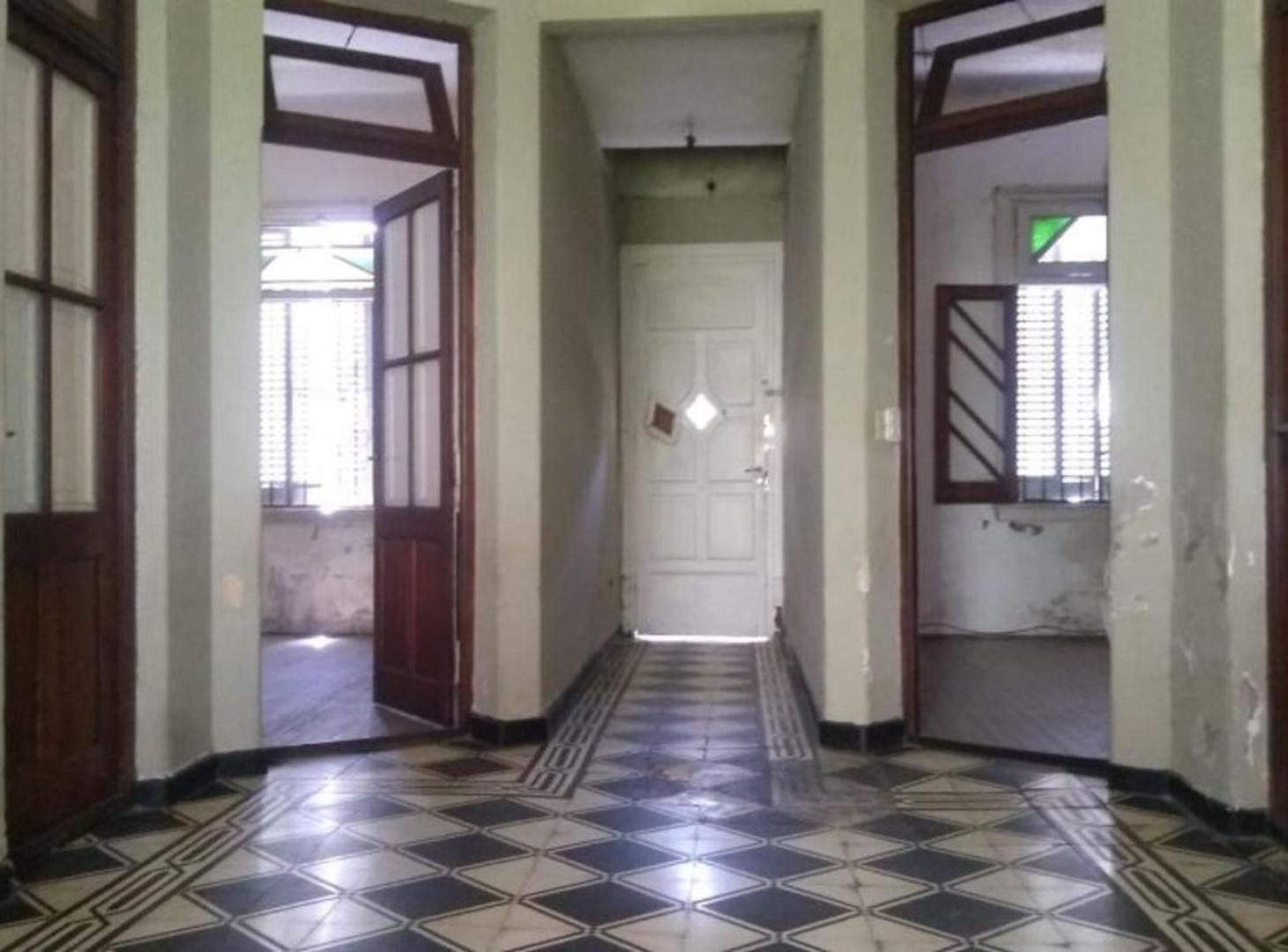 Foto de CASA A REFACCIONAR DE 4 AMBIENTES, imagen 1