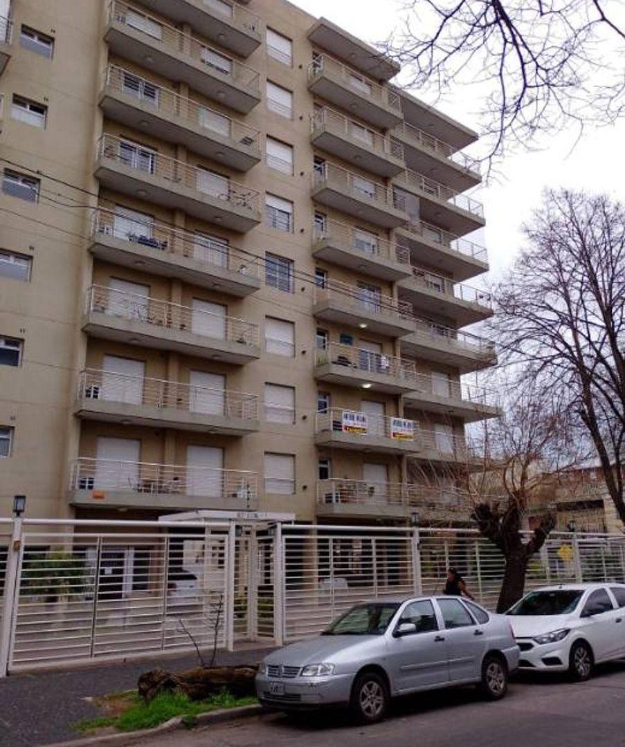 Foto de DEPARTAMENTO DE 2 AMBIENTES EN ALQUILER - MORON CENTRO, imagen 1