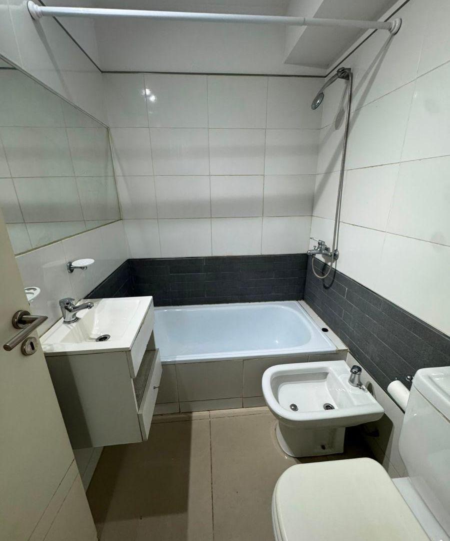 Foto de Imperdible Departamento en alquiler de un dormitorio con hermoso patio, imagen 4