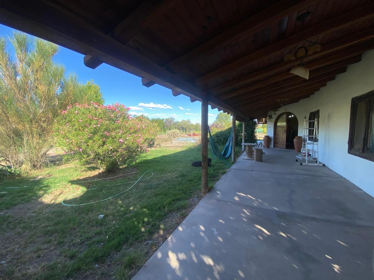 ¡Amplia Quinta con Pileta y Quincho en Barrio Cerrado! 4