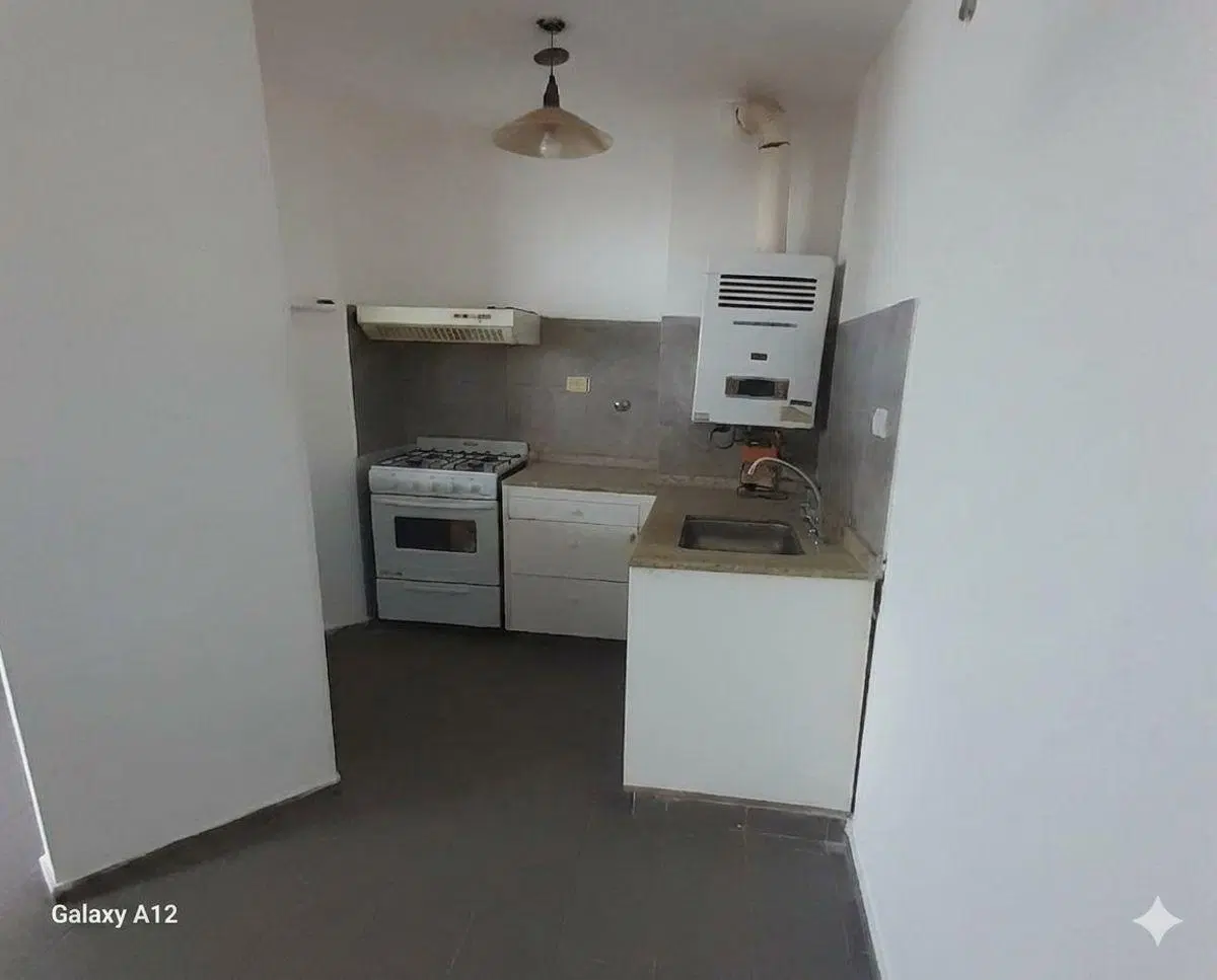 ALQUILO DEPARTAMENTO 1 DORMITORIO A METROS DEL Bv SAN JUAN 1