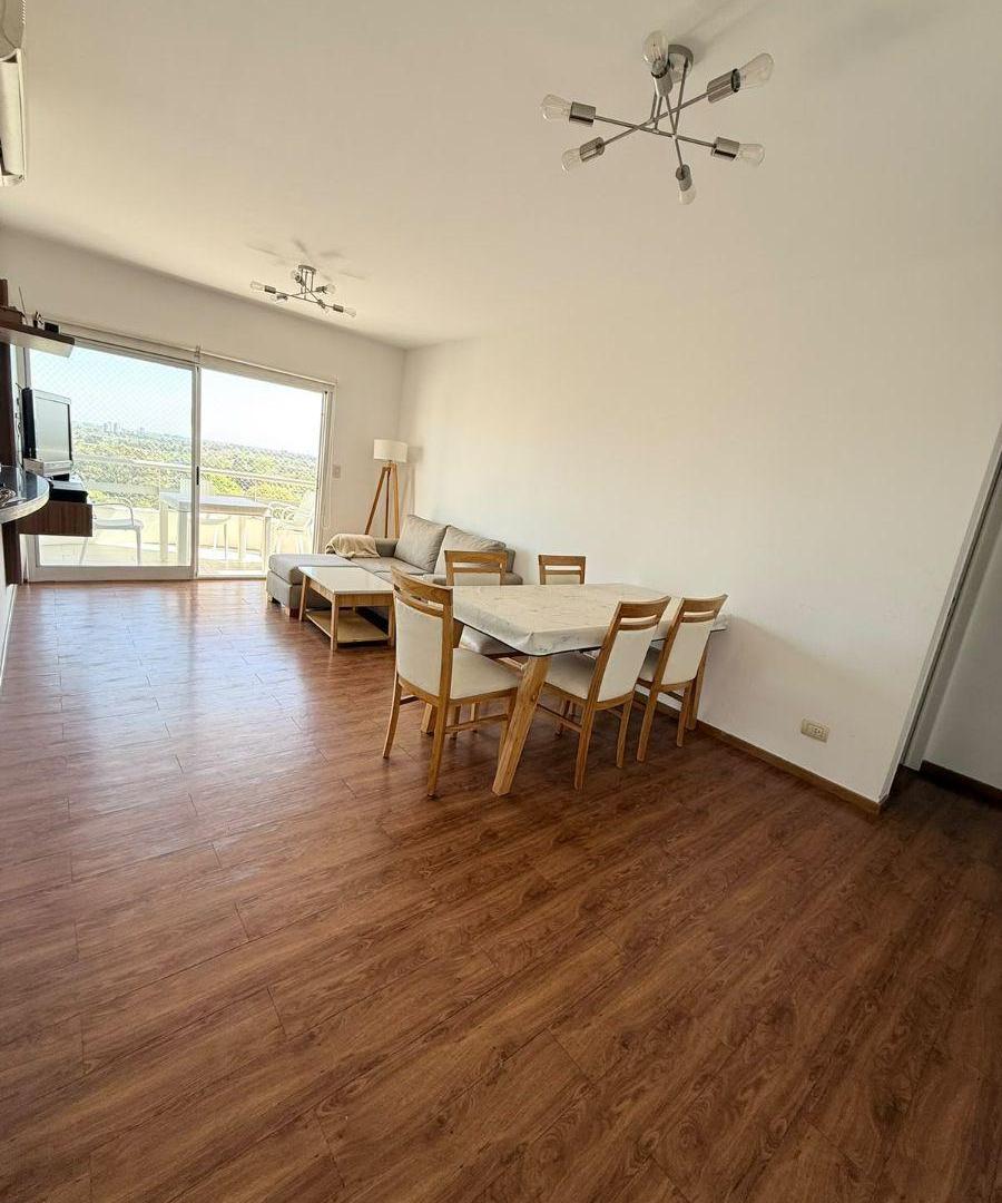 Foto de Hermoso departamento en Torre Jai de 4 amb con balcon y cochera ,full, imagen 4