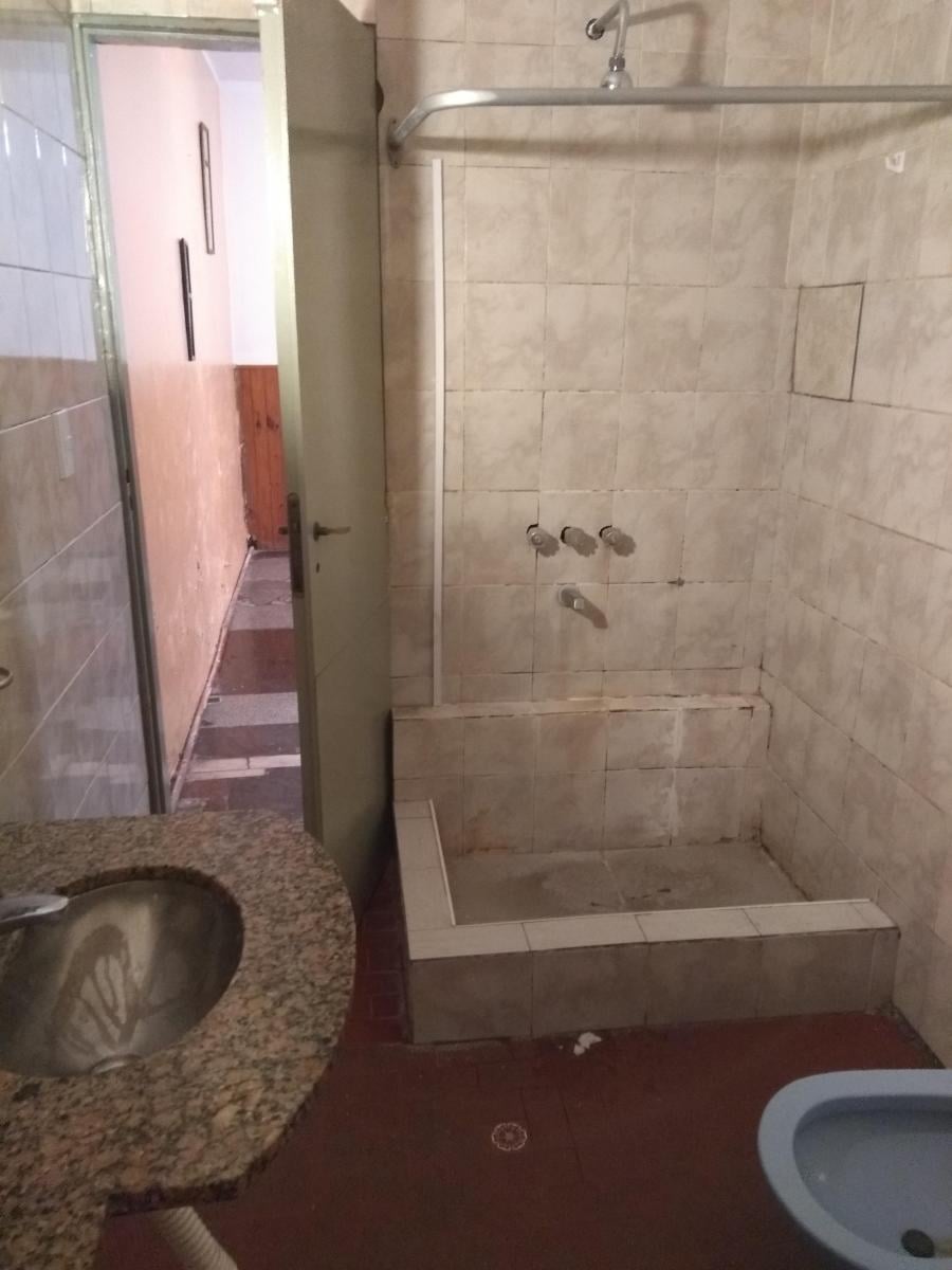 VENDO FINANCIO CASA IDEAL DOS FAMILIAS. WILDE CENTRO!!!
