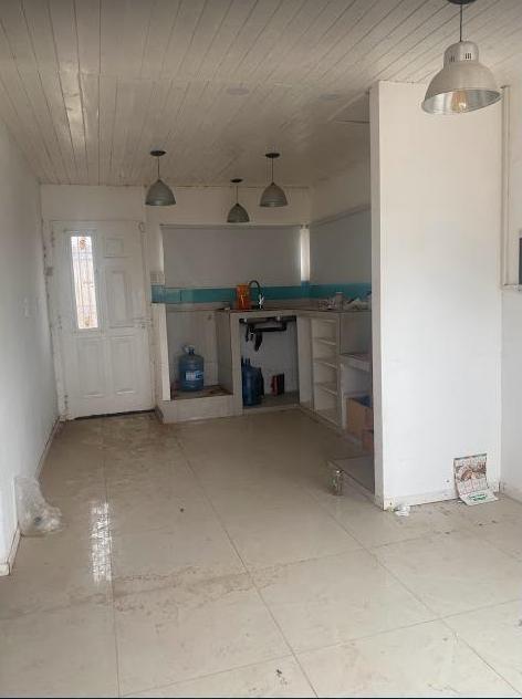 Terreno con Dos Construcciones en Balsa Las Perlas 1