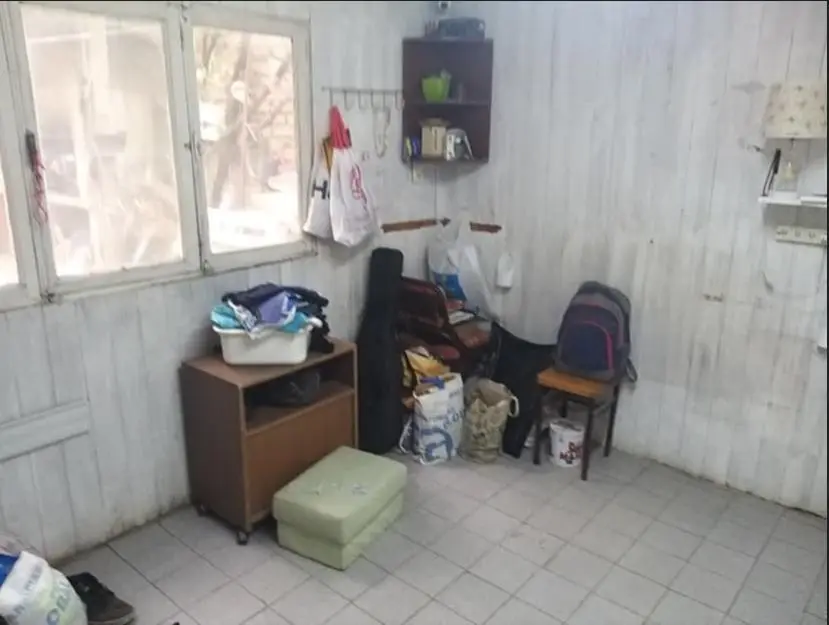 Casa en Barrio Villa Farrel, sobre Alderete. Desde Monseñor de Andrea hasta Carlos Gardel. Neuquén. 8