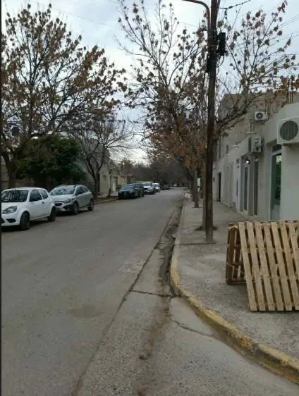 Casa con dos monoambientes Chañar 3
