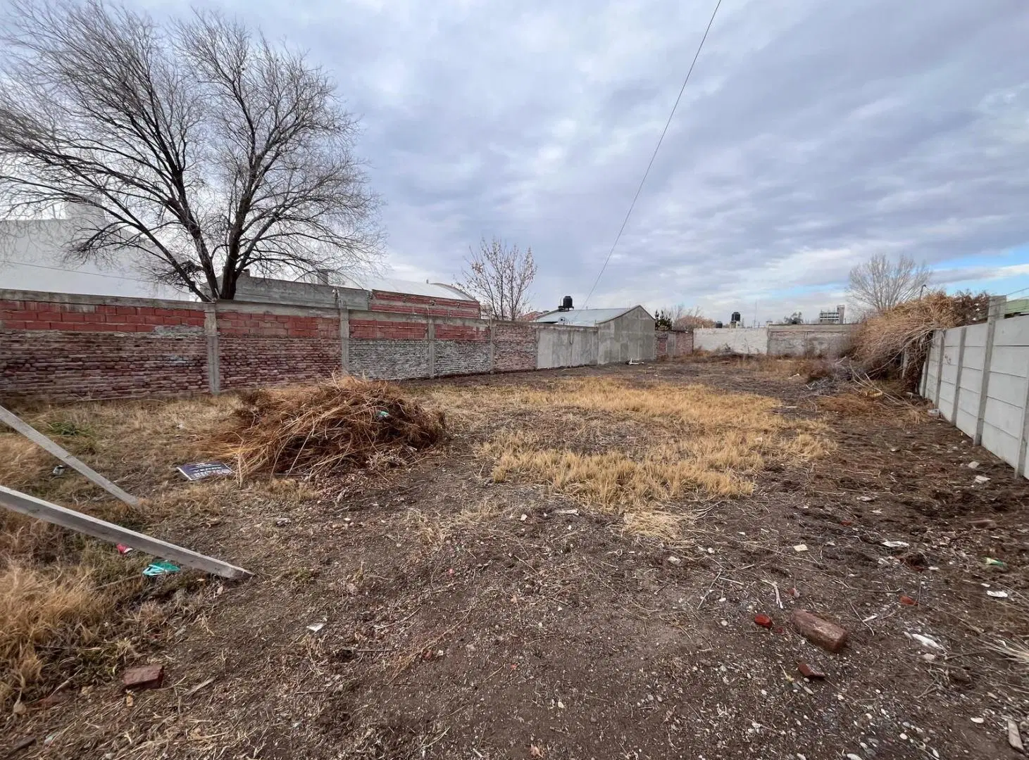Venta de lote apto desarrollo en Neuquén Capital 5