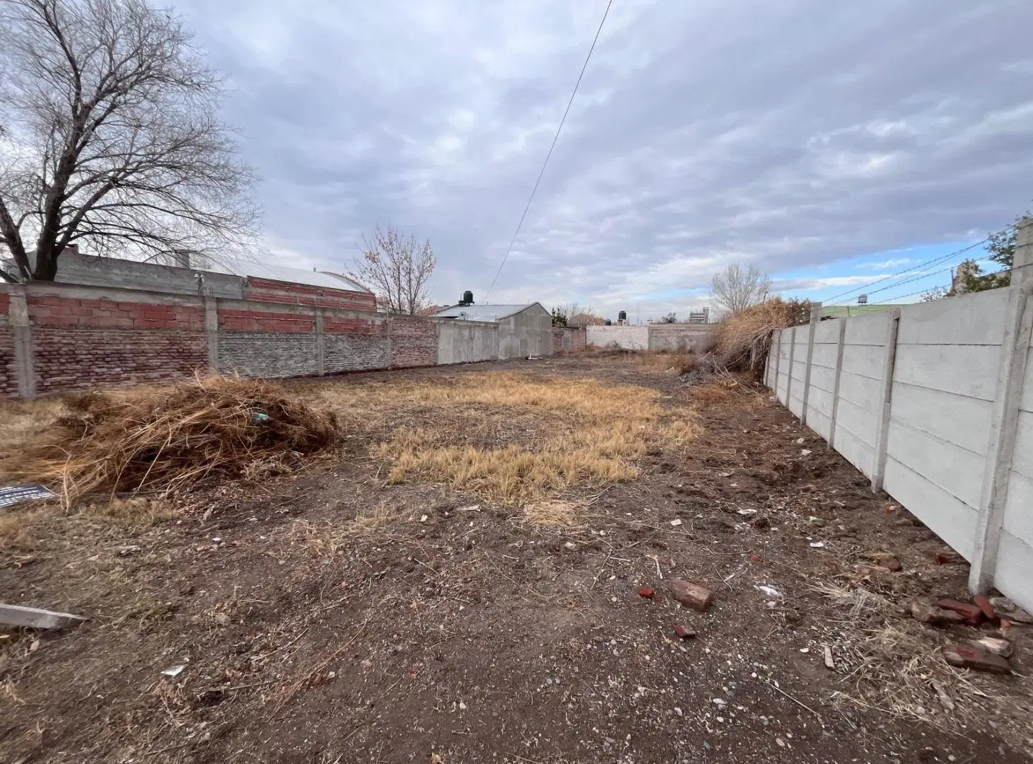 Venta de lote apto desarrollo en Neuquén Capital 2