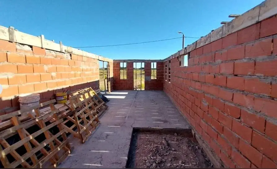 Terreno con avances, Colonia San Francisco, Plottier 3