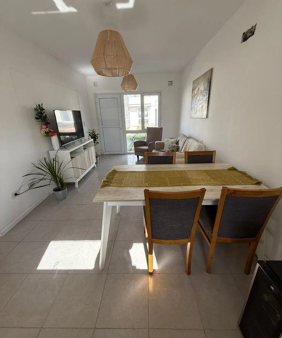 Casa dos habitaciones amoblado Barrio la Falda 3