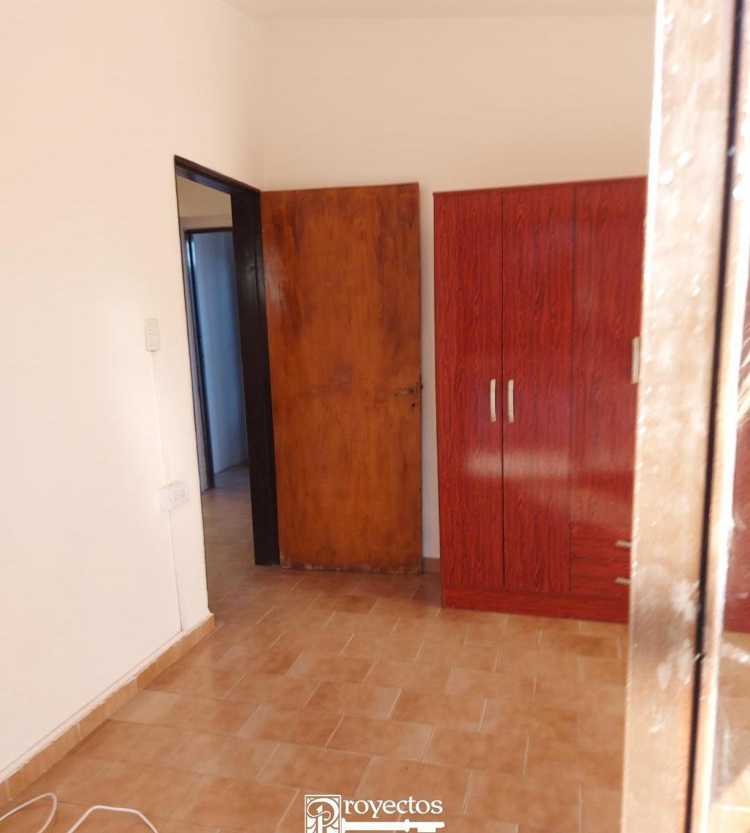 Vendo Casa + Depto en Pa (C / Entradas Independientes) 2