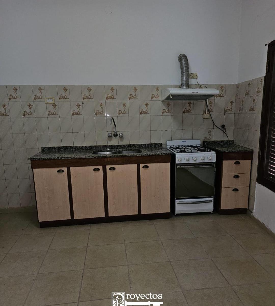 Vendo Casa + Depto en Pa (C / Entradas Independientes) 1