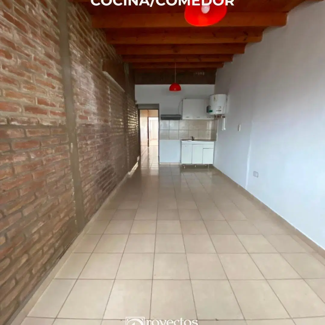 CASA en ALQUILER Barrio Patricios Oeste en la calle Francisco de Alarcón 1921 2