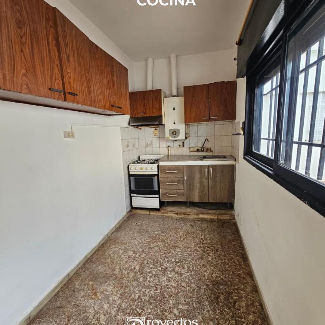Foto de CASA en ALQUILER B MARIANO FRAGUEIRO PJE C de los SANTOS 770, imagen 4