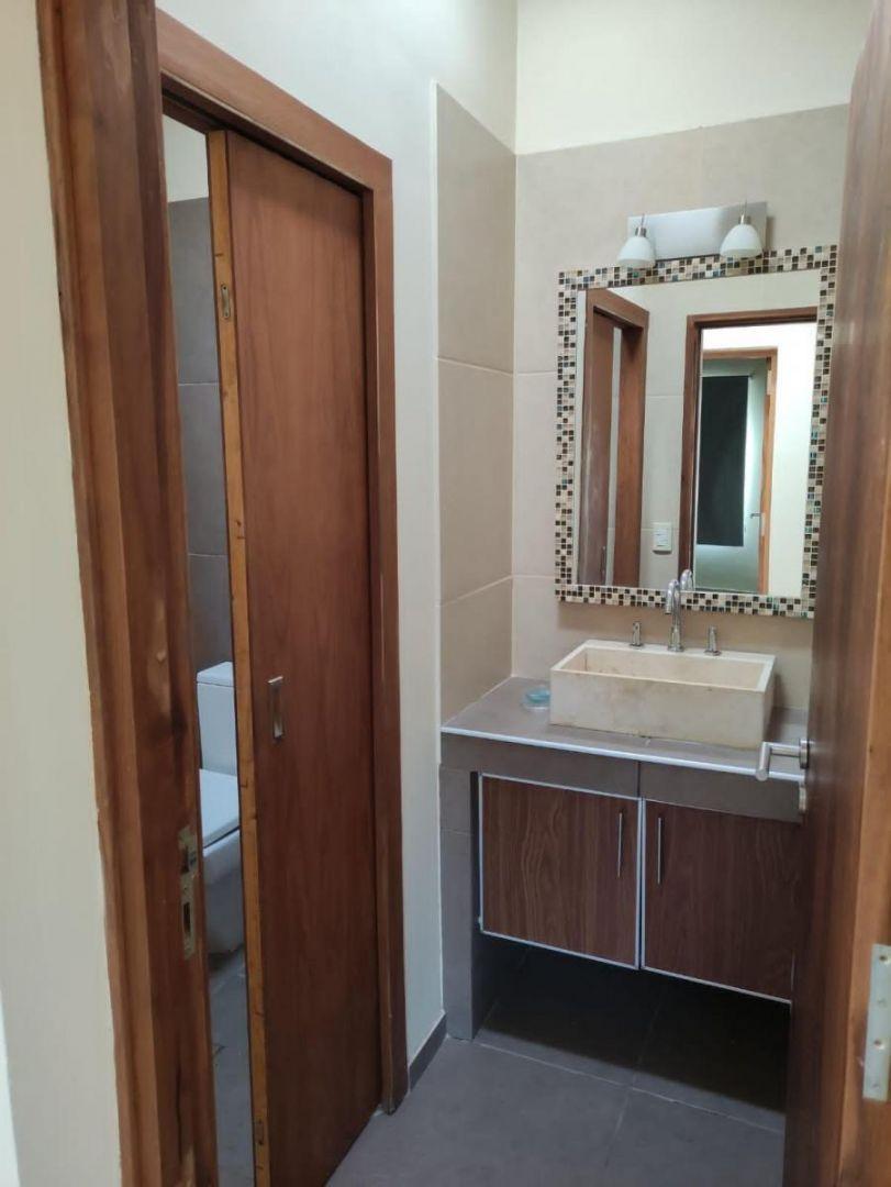 Casa en Venta 3 Habitaciones en Barrio Semi - Privado - Rincon de Vistalba 2