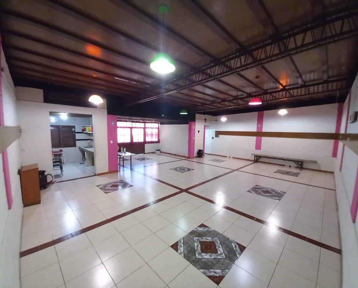 Venta de Espectacular Salón Para Eventos en Guaymallén 4