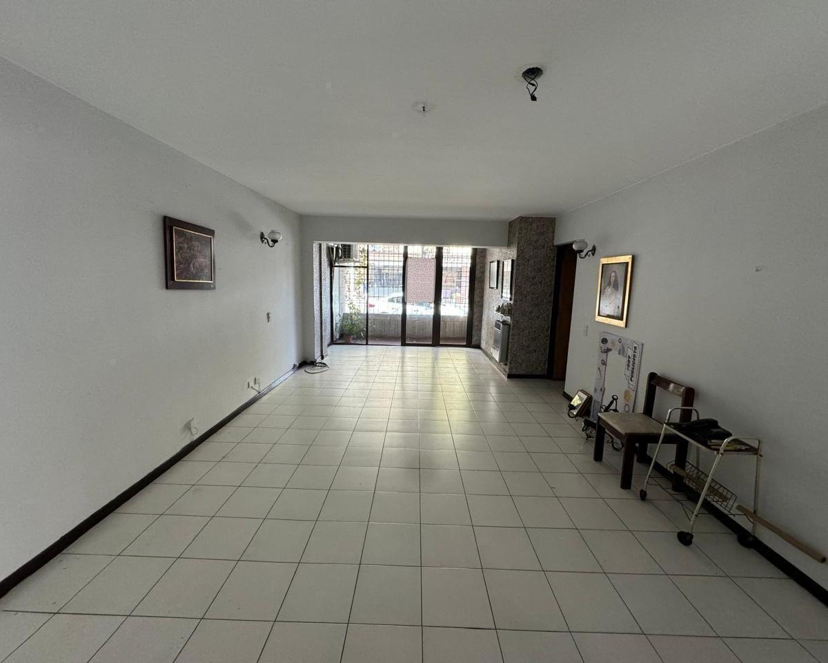 Departamento en Venta 3/4 Habitaciones Calle Rivadavia Esqui 4