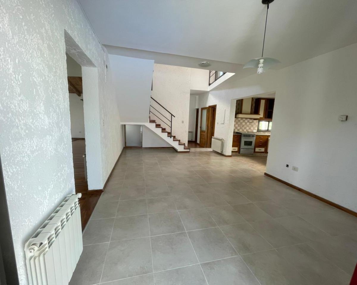 Casa en Venta 3 Habitaciones Barrio Palmres 3