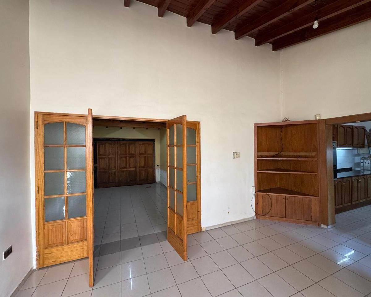 Casa 3 Dorm.. | Primitivo de La Reta Al 700 1