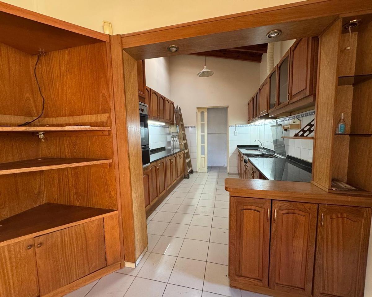 Casa 3 Dorm.. | Primitivo de La Reta Al 700 5