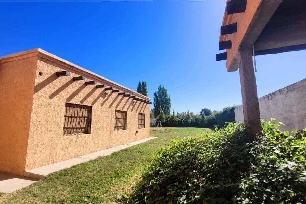 Casa 4 Dorm.. | Los Peralitos 1
