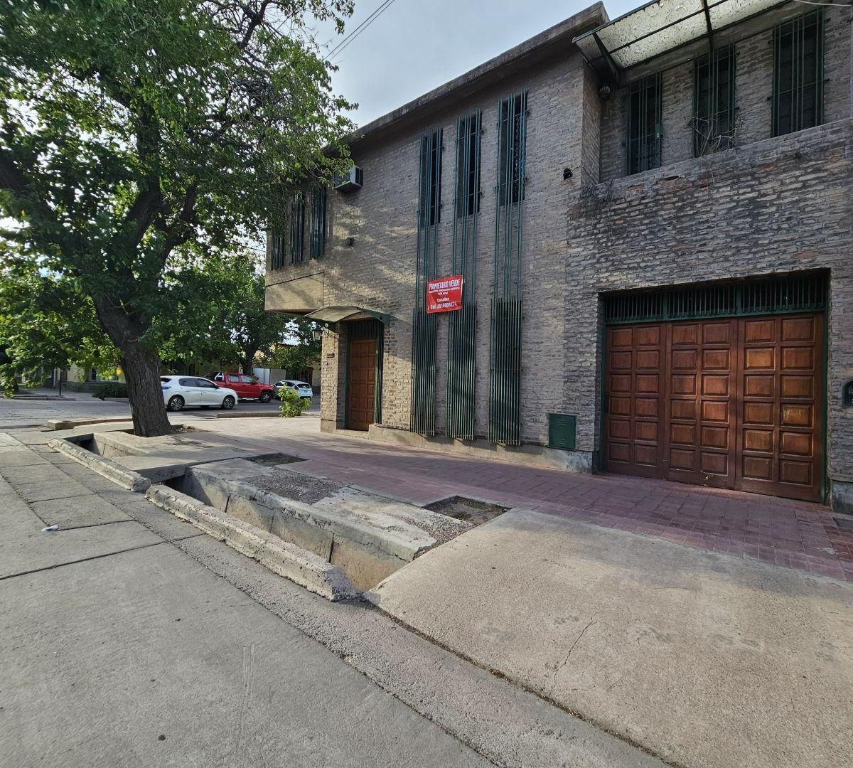 Casa 4 Dorm.. | Patricias Mendocinas Al 1000 1