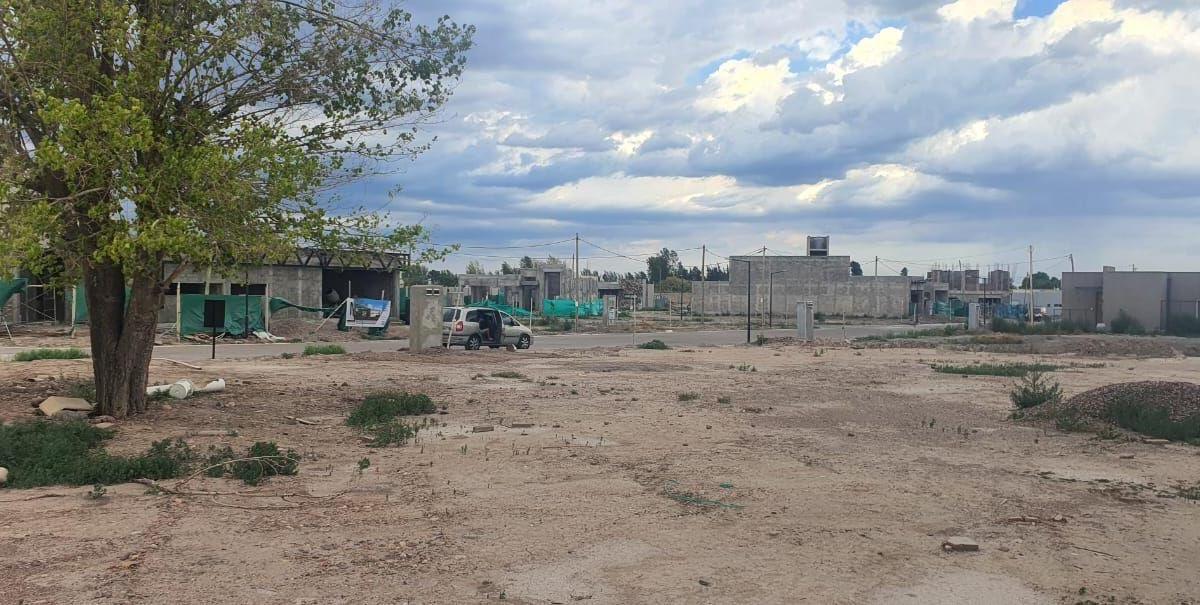 Lote. | Severo del Castillo 1