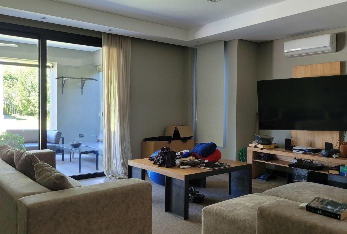 Casa 4 Dorm.. | Larrea Al 900 5